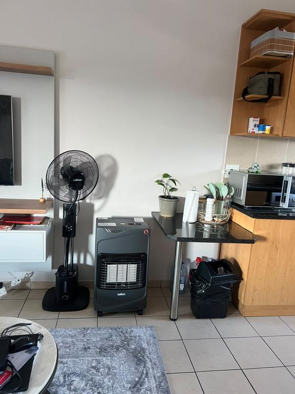 To Let 2 Bedroom Property for Rent in Lansdowne Western Cape